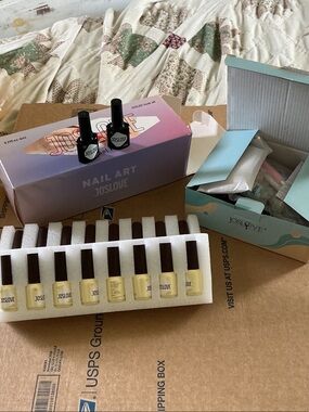 Joslove solid cream gel polish nail kit. Plus xtra gel polish kit